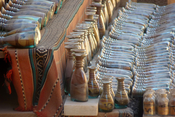Jordania | Butelki z kolorowym piaskiem